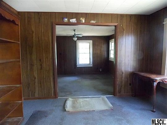 3rd image of 124 Fairview Dr
