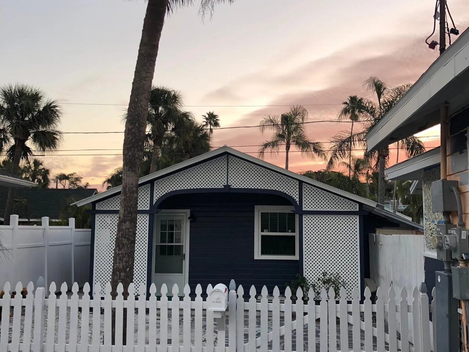 Mandalay Avenue, Clearwater Beach — Photo 1