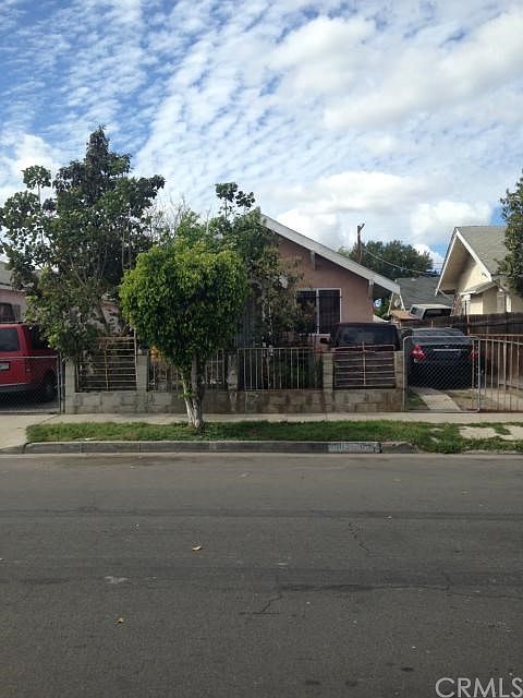 1st image of 6903 Estrella Ave