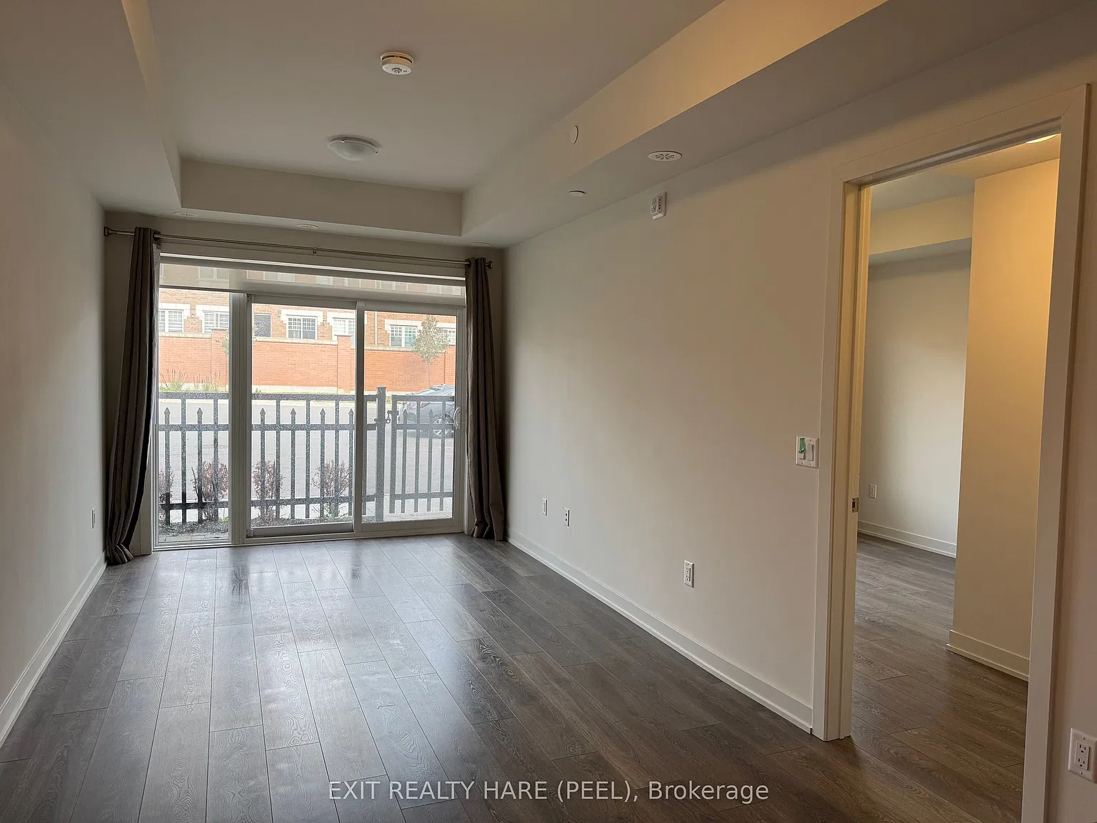 1 bed, $2,050 — Photo 3