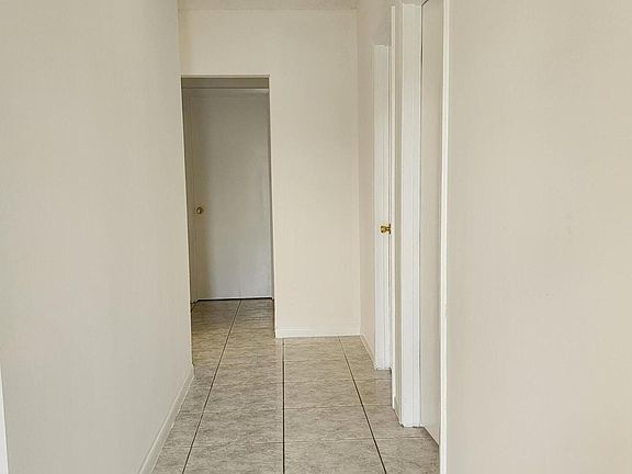 3rd image of 5437 Bonky Court
