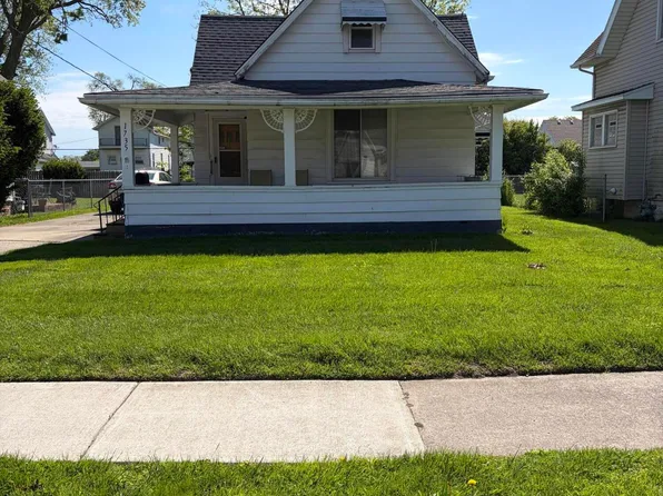 1735 Selkirk St, Toledo, OH 43605