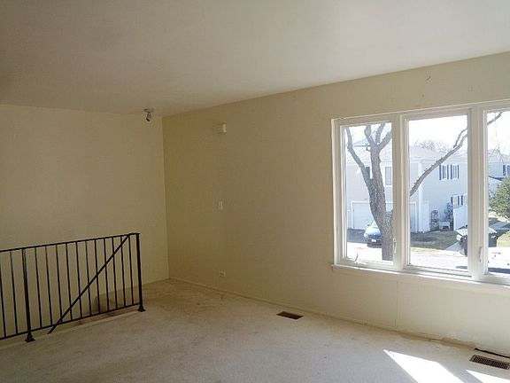 2nd image of 1030 Cove Dr #147-D