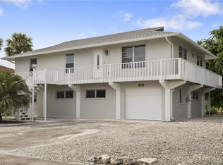 818 Dandelion Ct, Marco Island, FL 34145