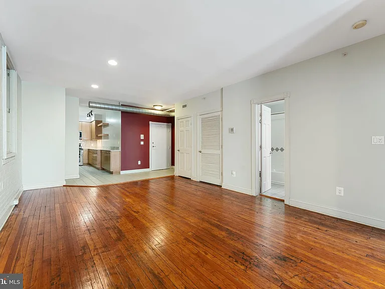 28 E Patrick St #1 — Photo 19