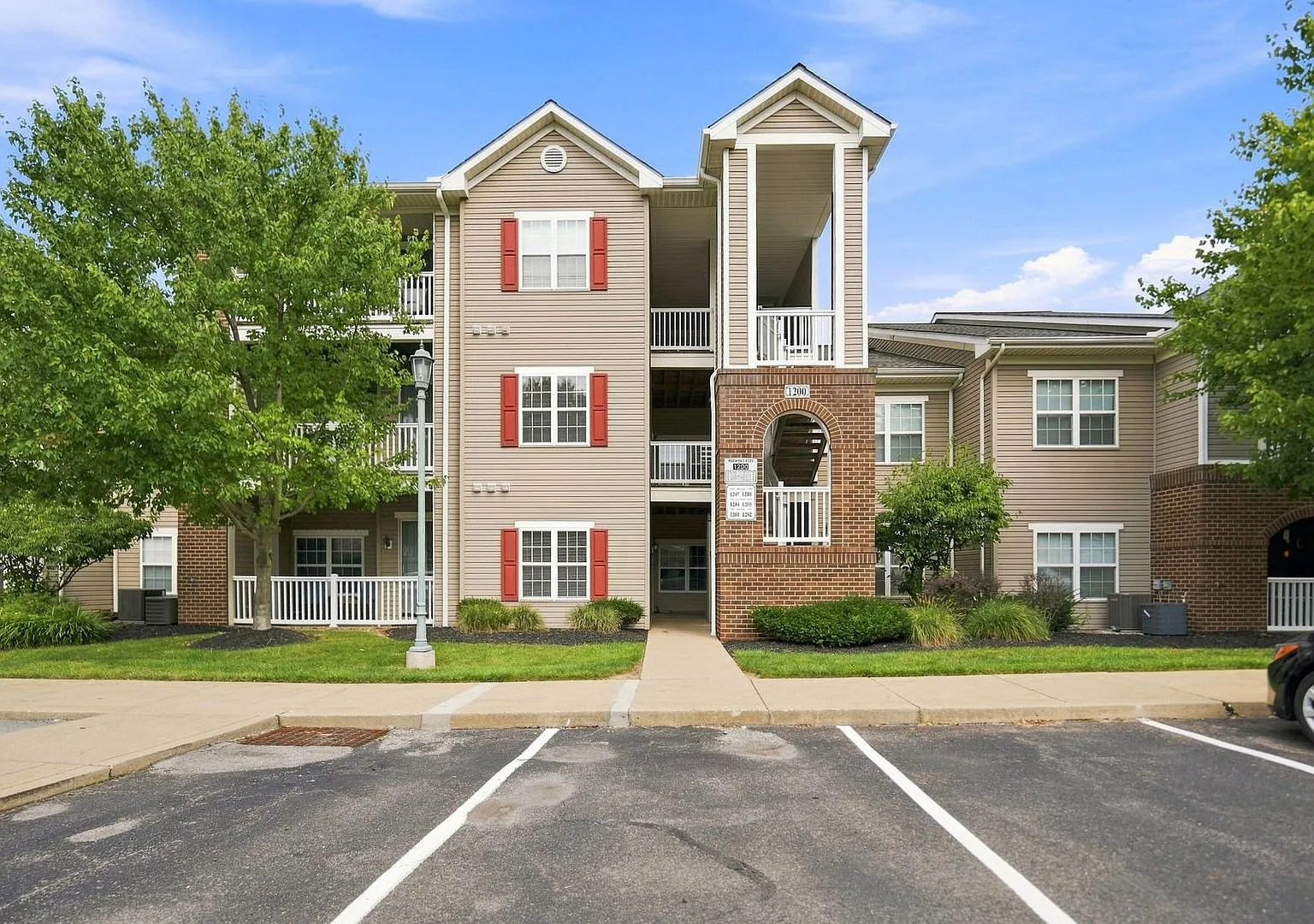 Main Level Living In Gated Community — Photo 1