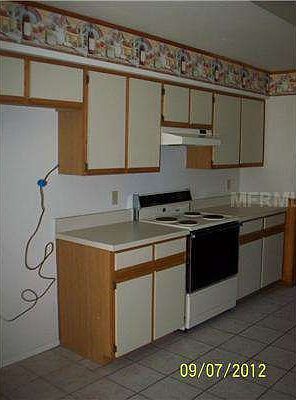 2nd image of 605 Spreading Oak Ave