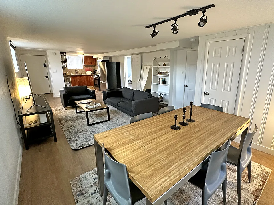2703 Hazel Ct #2701