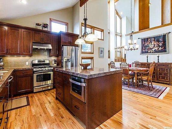 5th image of 9808 S Little Cottonwood Ln