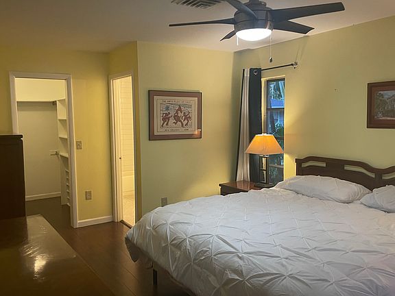 4th image of 2866 E Rainbow Cir