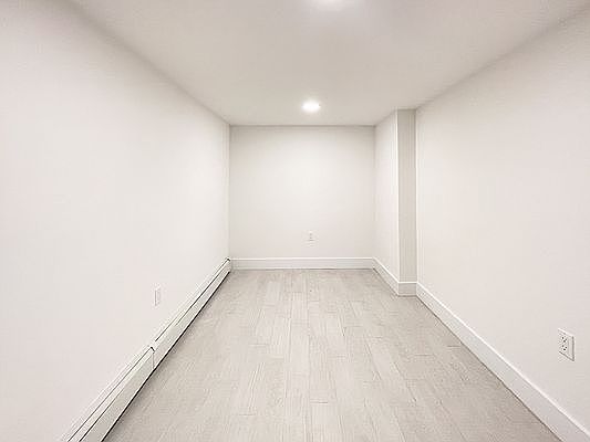 5th image of 750 Washington Ave #1