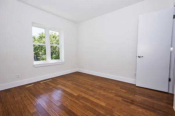 Rented by Level Group | media 10