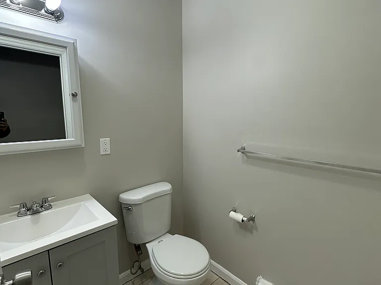 332 61st St #B1 — Photo 1