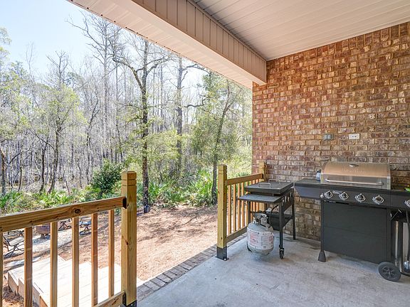 5th image of 359 Wayne Trl