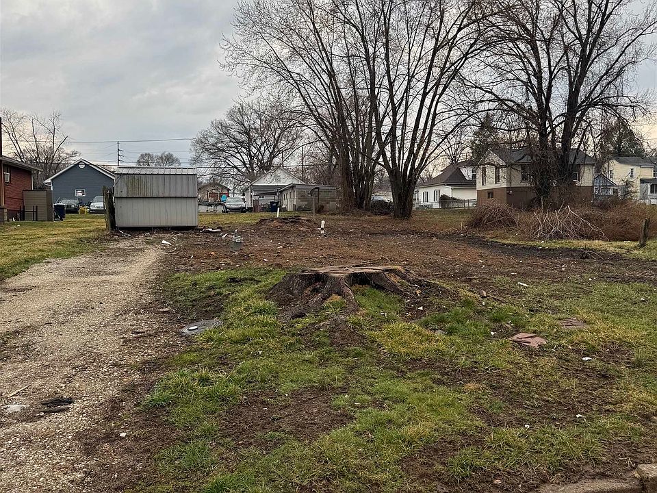 1st image of 4748 Clay St