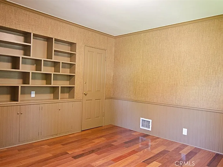 3655 Yorkshire Rd — Photo 19