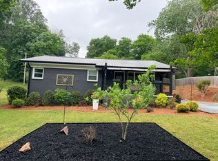 1531 Park Ln, Hillsborough, NC 27278