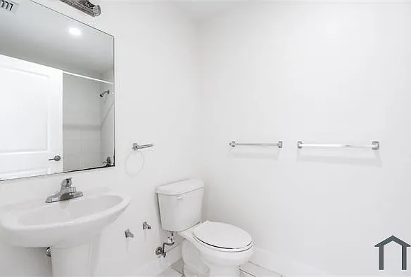 2759 NW 191st Ter — Photo 9