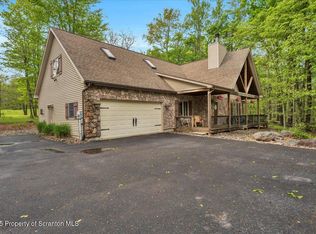 87 Lake Natalie Dr #JJ32, Gouldsboro, PA 18424