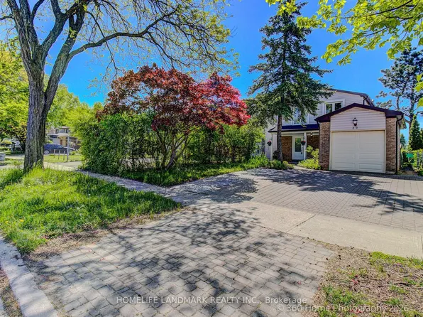 33 Kitsilano Cres, Richmond Hill, ON L4C 5A4