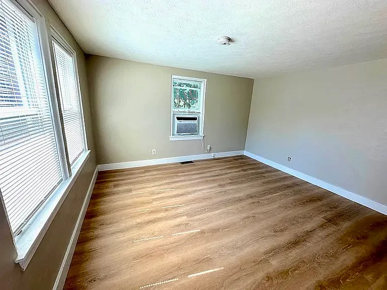 11 Benoit Ave — Photo 5