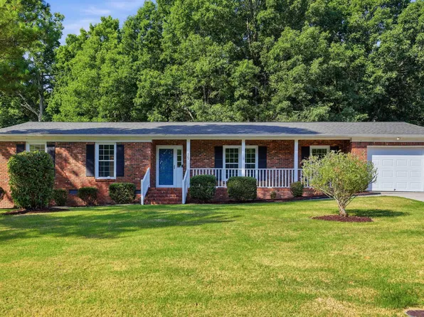 423 Indian Trl, Taylors, SC 29687