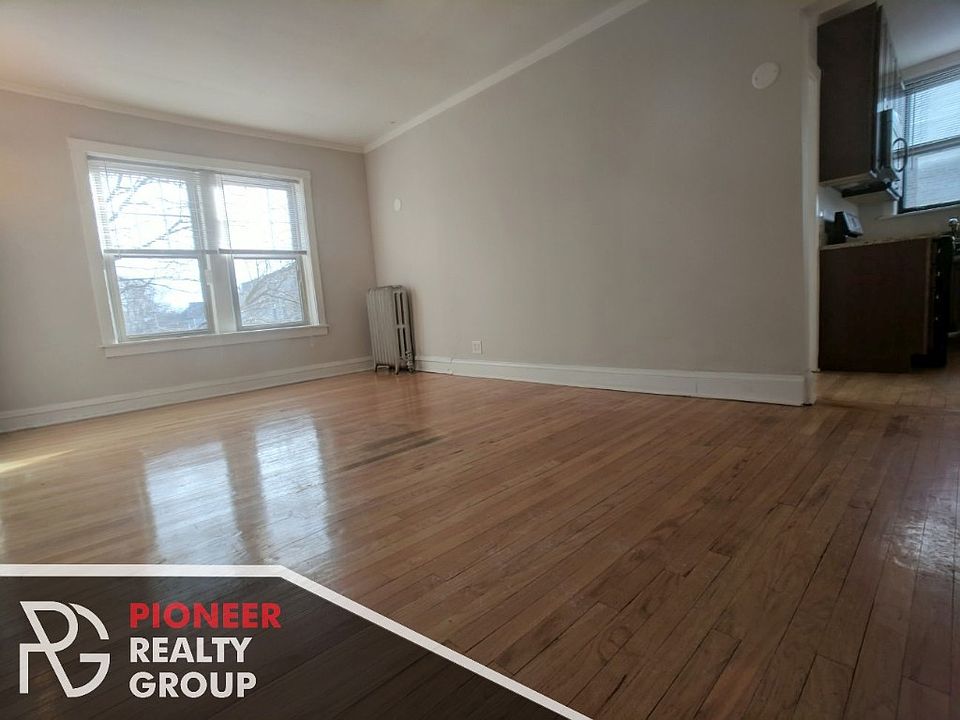 1st image of 2100 W Ainslie St #2112-S2