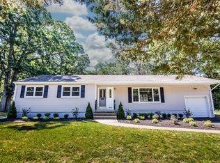 317 Riveredge Rd, Tinton Falls, NJ 07724