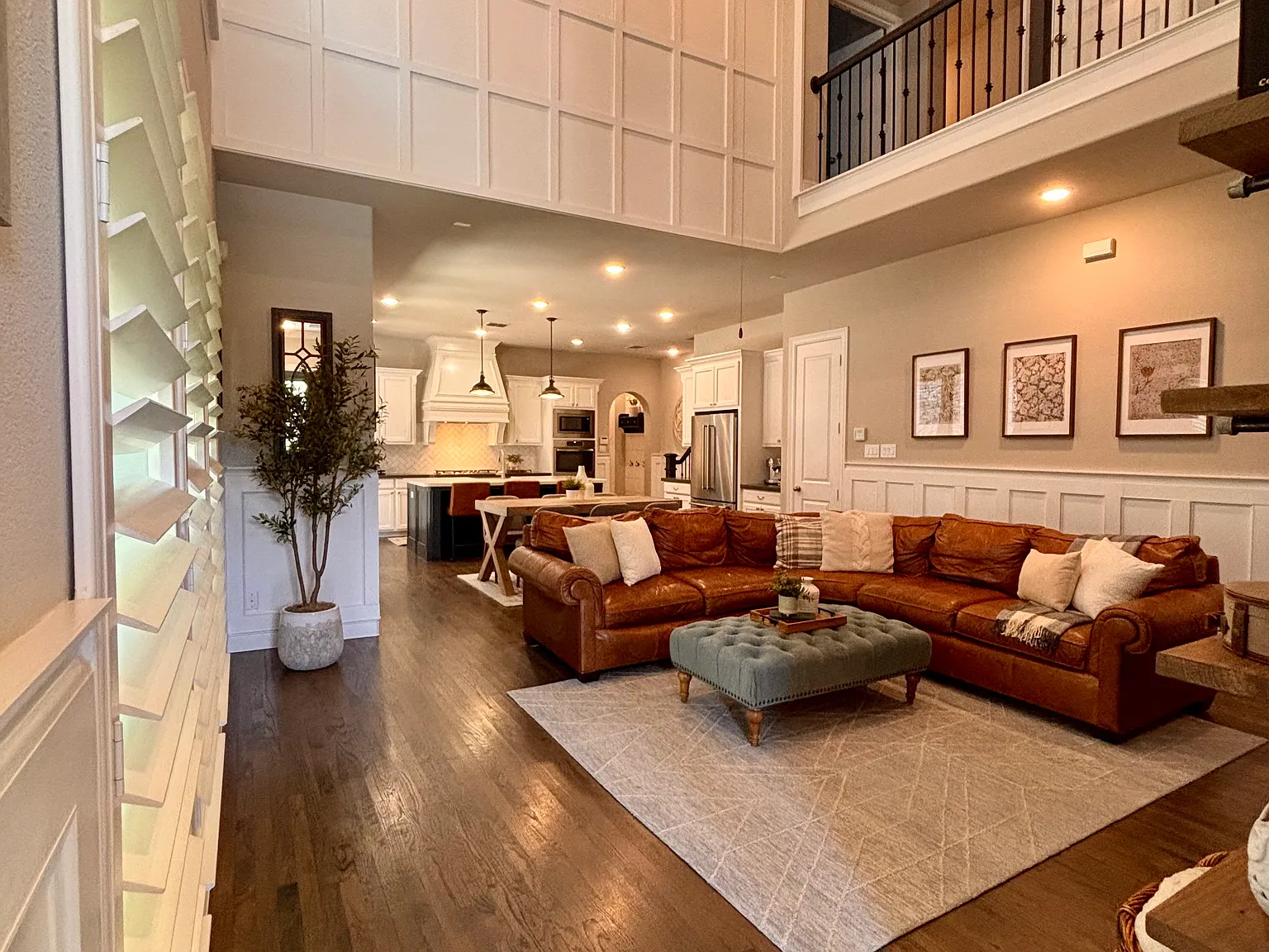 3 bed, 3.5 bath, 2620 sqft, $3,450 — Photo 4