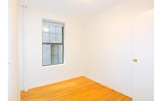 Rented by Douglas Elliman | media 4