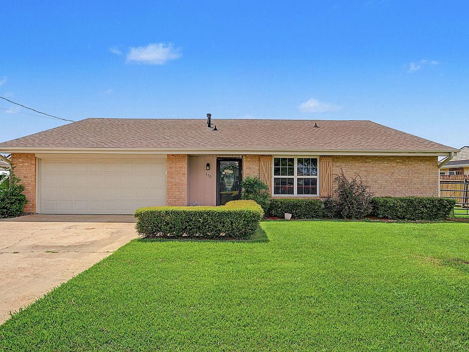 1st image of 115 Elm Dr