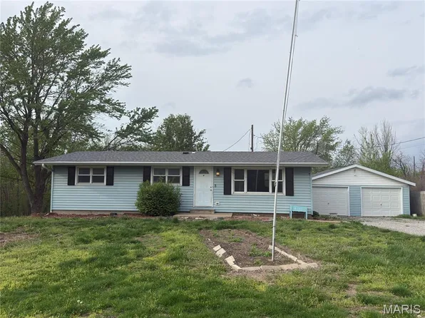 59664 Dryden Trl, Hannibal, MO 63401