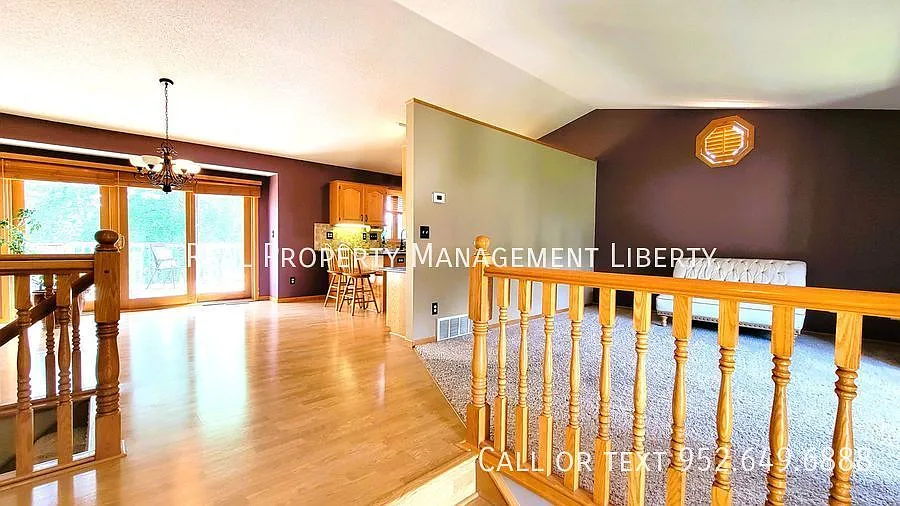 Stunning 4-Bedroom Home on Greenway Ave Reserve Your Tour Today! — Photo 4