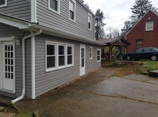 101 Lorish Rd #A, Mc Kees Rocks, PA 15136