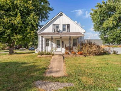 201 E Monroe St, Joy, IL, 61260