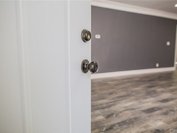 5th image of 8079 Katherine Ave