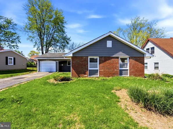 49 Middleton Ln, Willingboro, NJ 08046