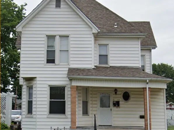 1105 W Main St APT B, Collinsville, IL 62234