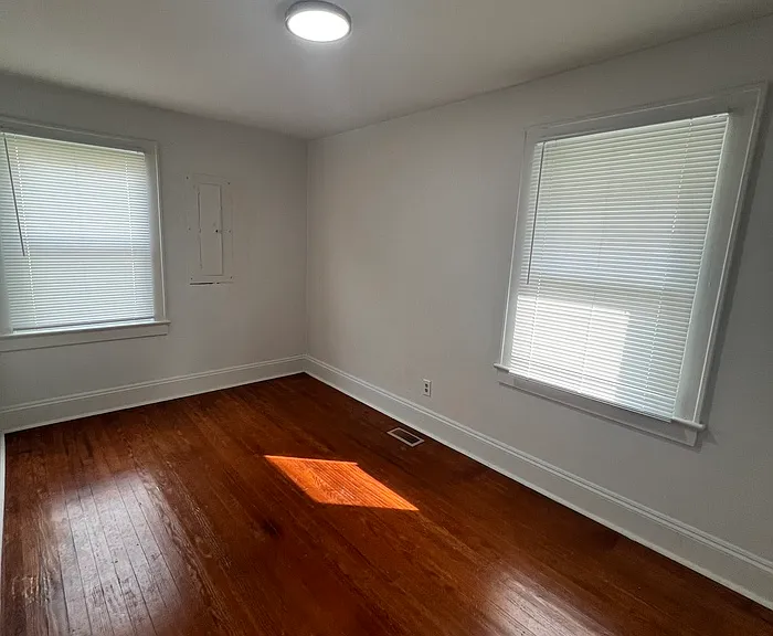 1330 Carolina St — Photo 6