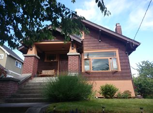 6742 Earl Ave NW, Seattle, WA 98117