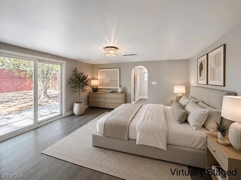 1311 Griffith Ave — Photo 8