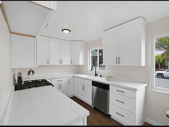 4th image of 7 Newhall St