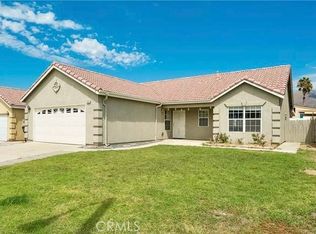 27612 7th St, Highland, CA 92346