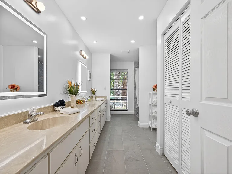 8166 155th Pl N — Photo 16