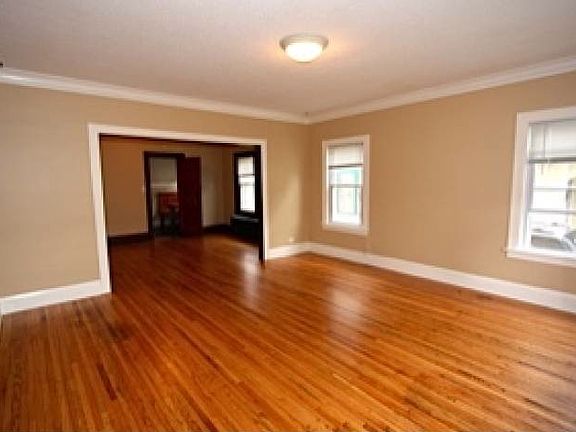 Photo of similar unit