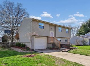 130 Country View Dr, Harrison, OH 45030