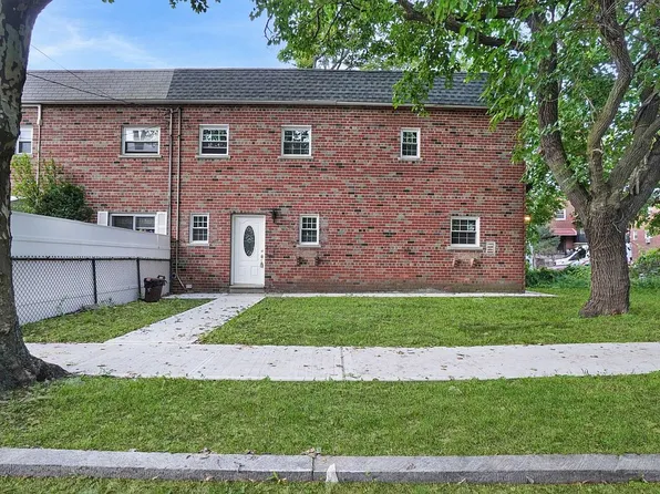 918 Throgs Nck, Bronx, NY 10465