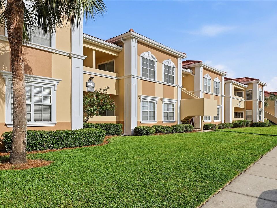1st image of 1015 Villagio Cir Unit 202