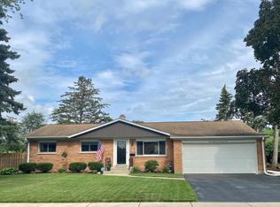 1075 Leahy Cir E, Des Plaines, IL