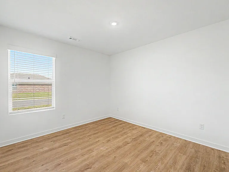 3101 Laredo Ln — Photo 11